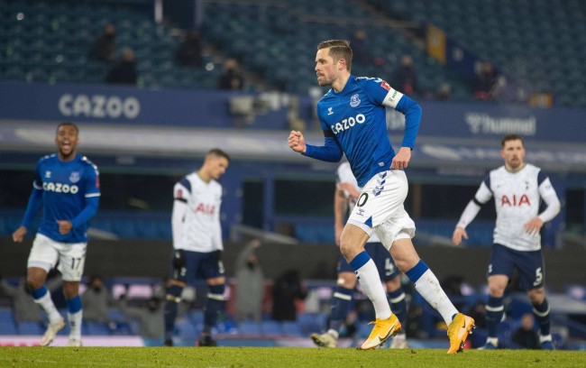 许多球员在 许多球员在